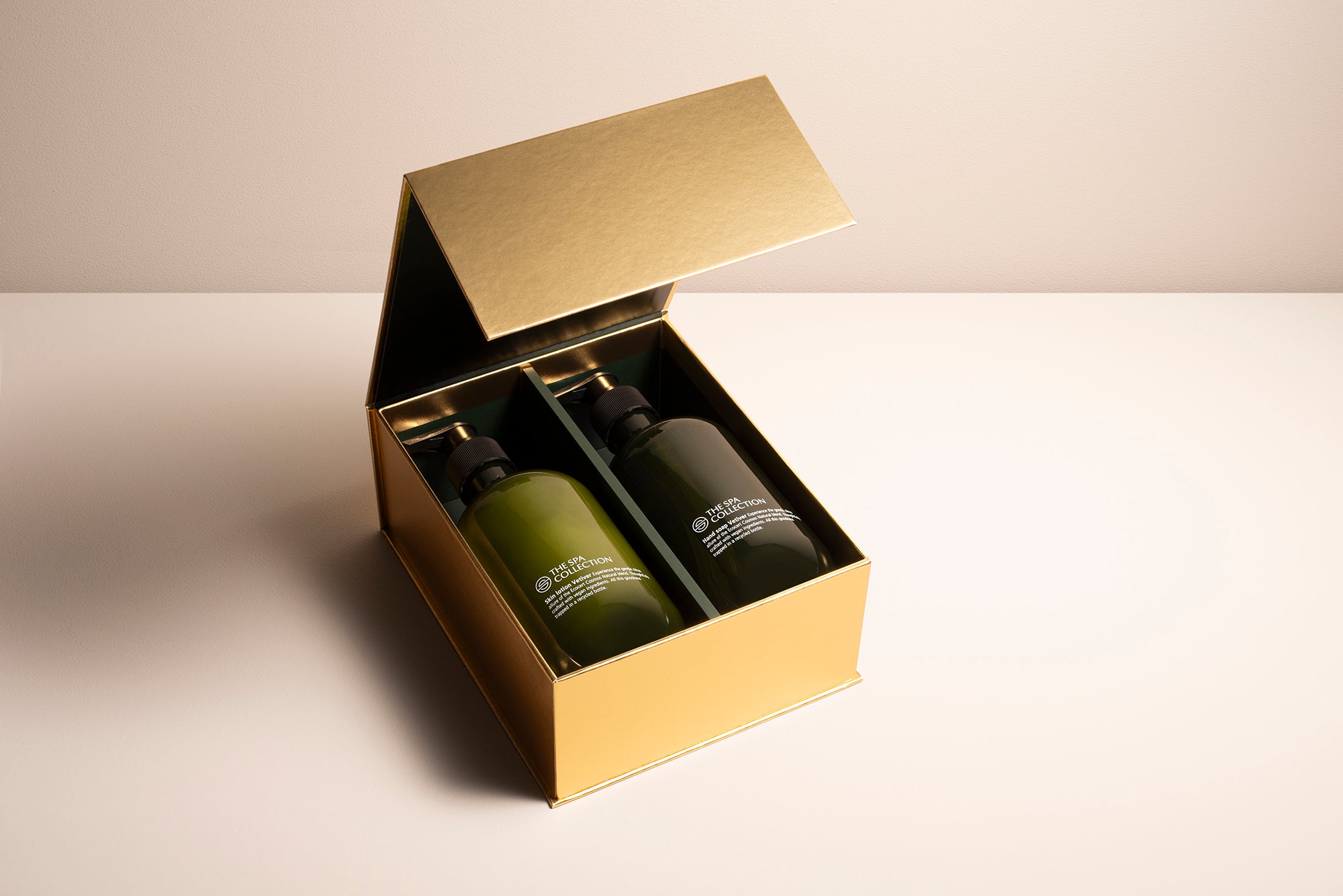 Coffret cadeau doré pour les mains - savon et lait - 2 x 475 ml - Vetiver - Ecocert Cosmos Natural